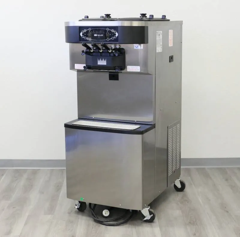 2012 Taylor C712 | Pressurized Soft Serve Machine | 3 Phase, Air Cooled