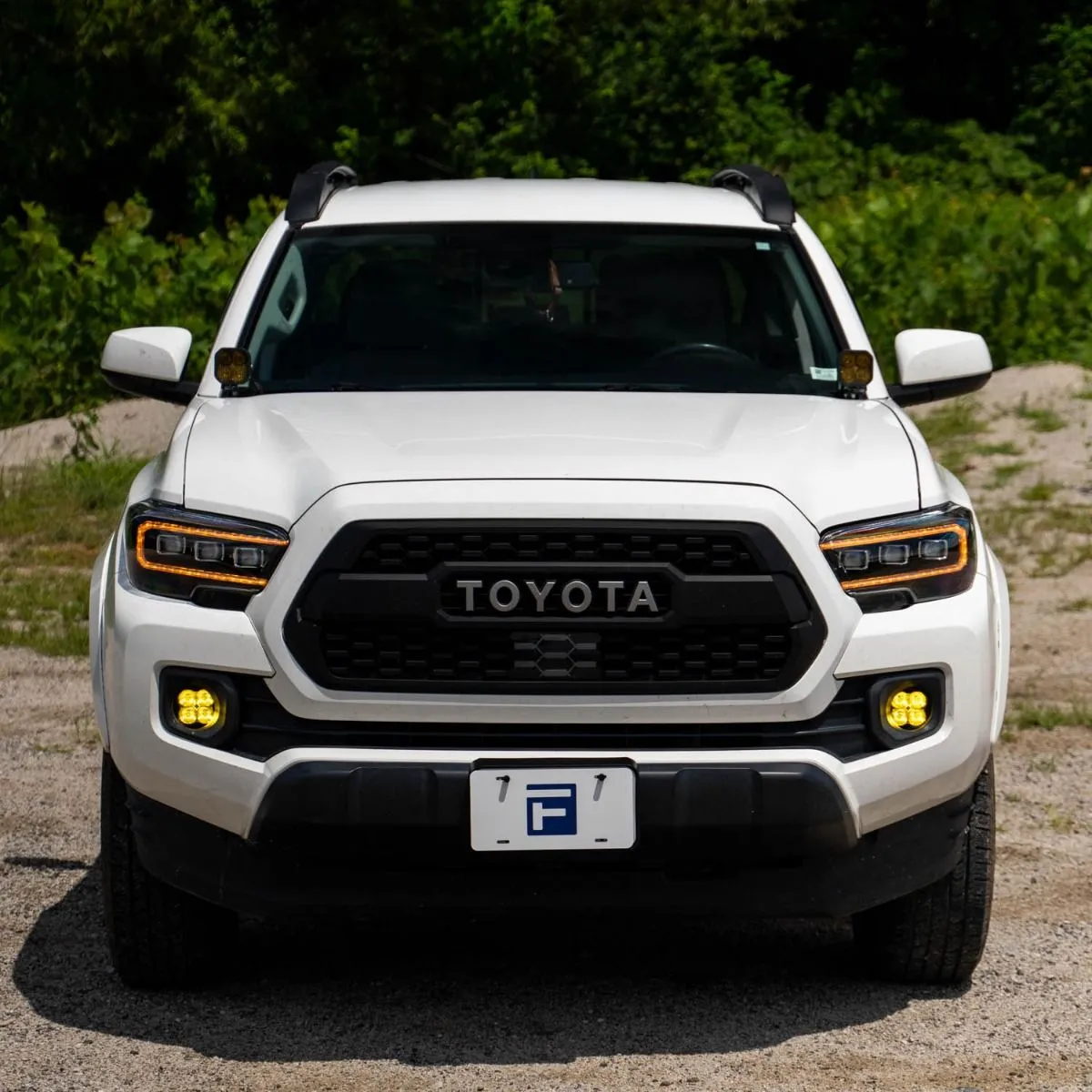 2016-2023 Toyota Tacoma Sequential LED Projector Headlights (Amber DRL)