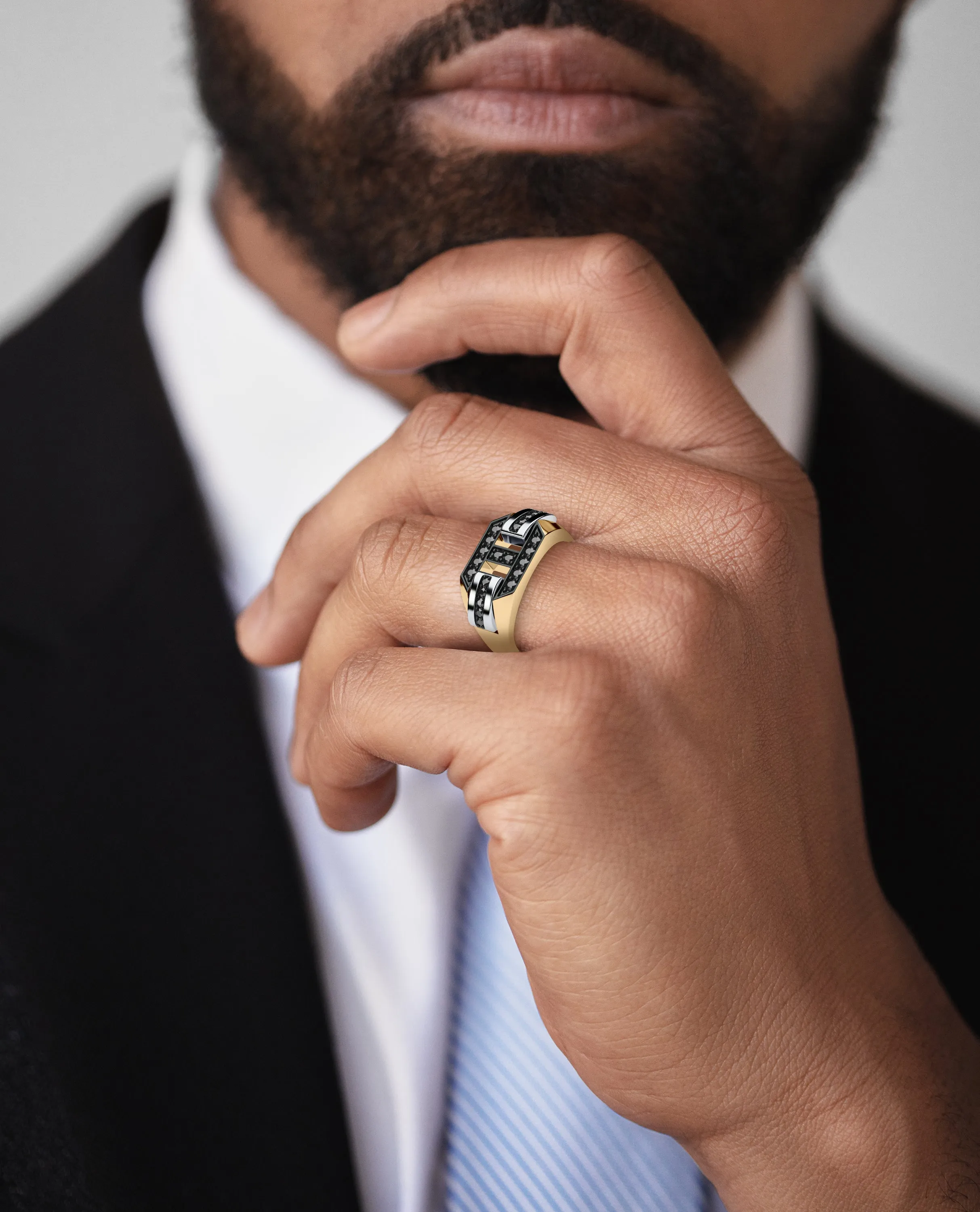 BRIGGS Gold Signet Ring with 0.35ct Black Diamonds