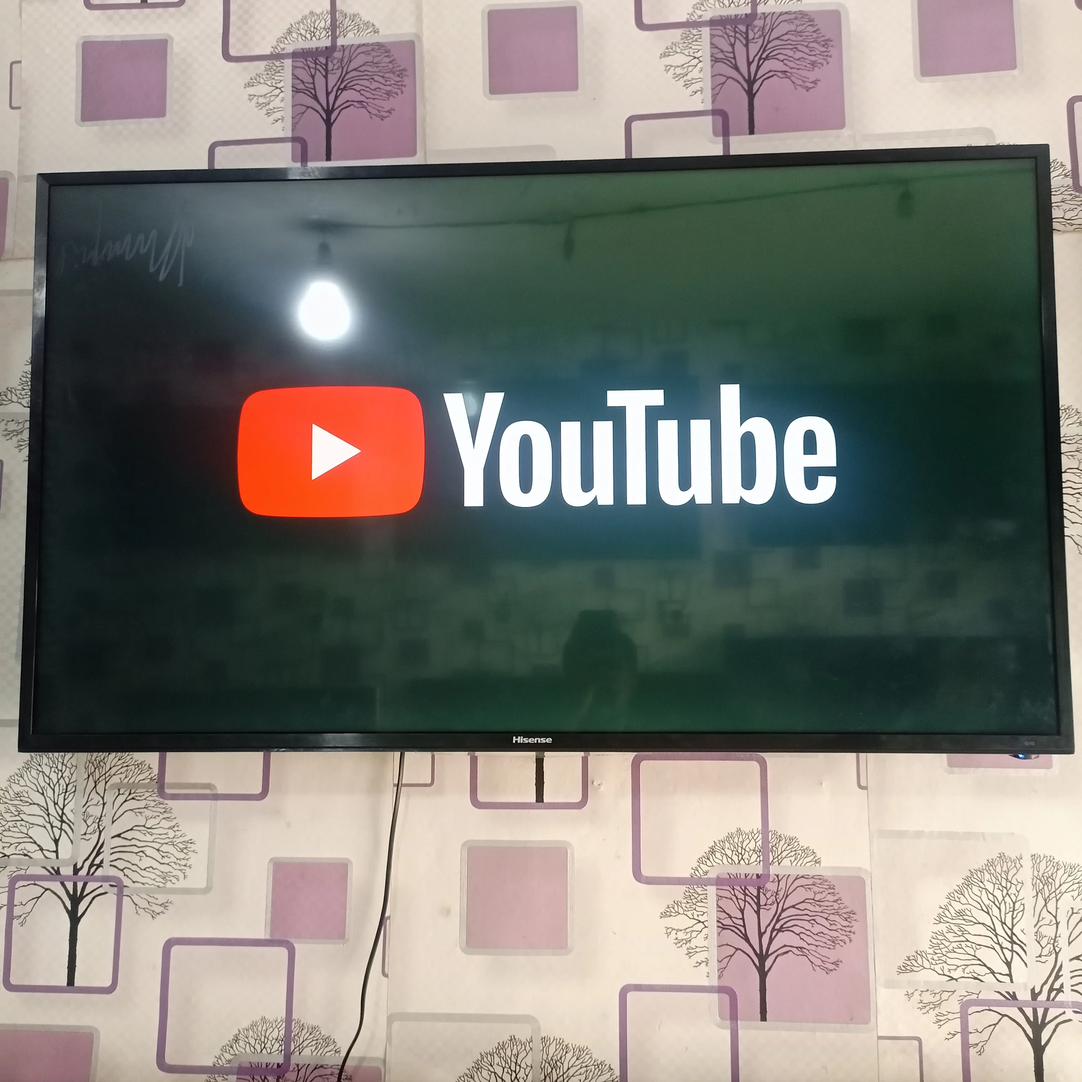 Foreign Used Hisense 49-inch VIDAA Smart 4K UHD LED TV with Built-in WiFi and Miracast