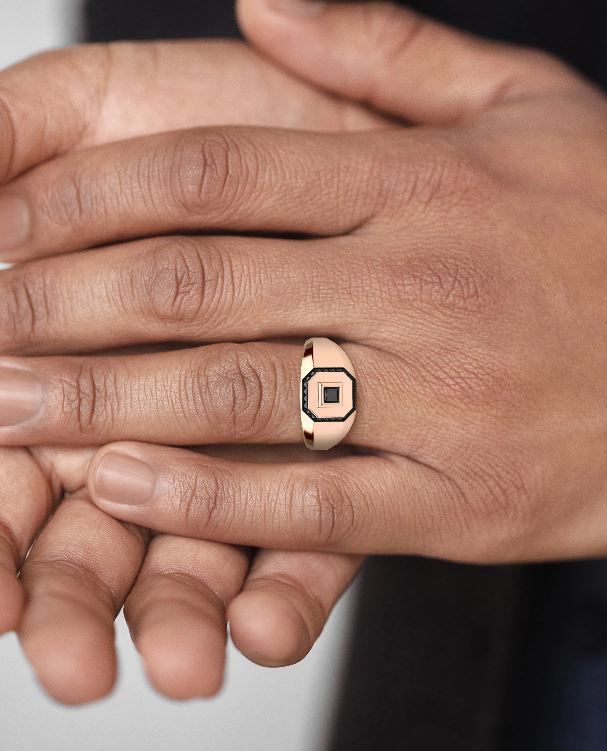 LA PAZ Gold Signet Ring with 0.20ct Black Diamonds
