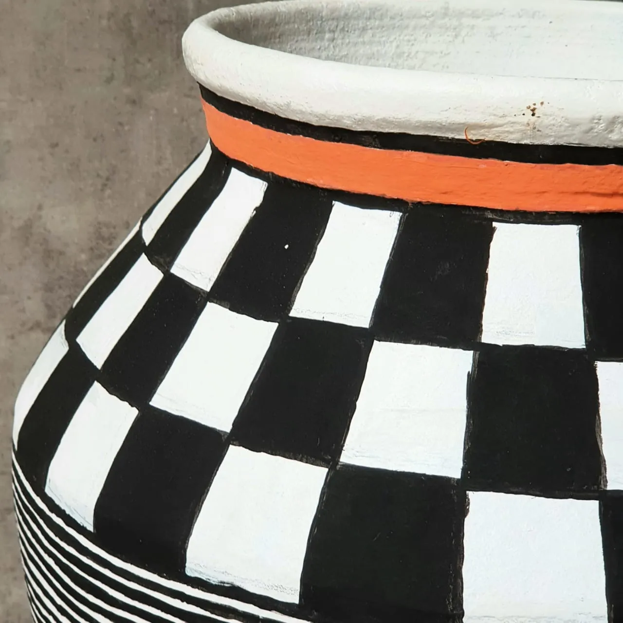 Large Tribal Pattern Terracotta Pot