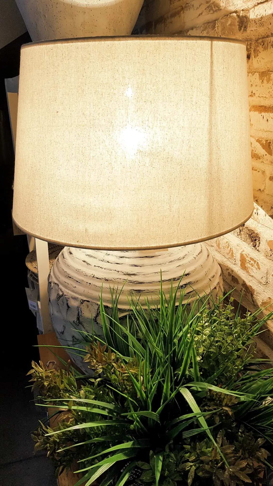 Large Whitewash Frangipani Pottery Table Lamp