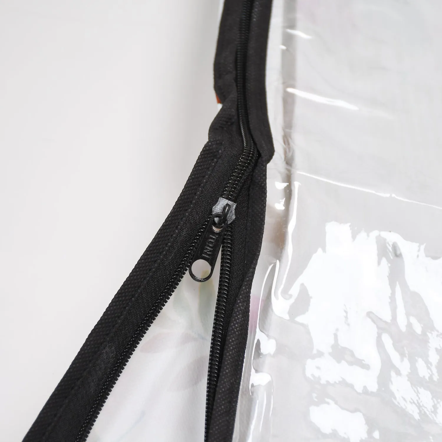 LED / LCD Television Cover for 32 Inches LED / LCD with Zip Lock