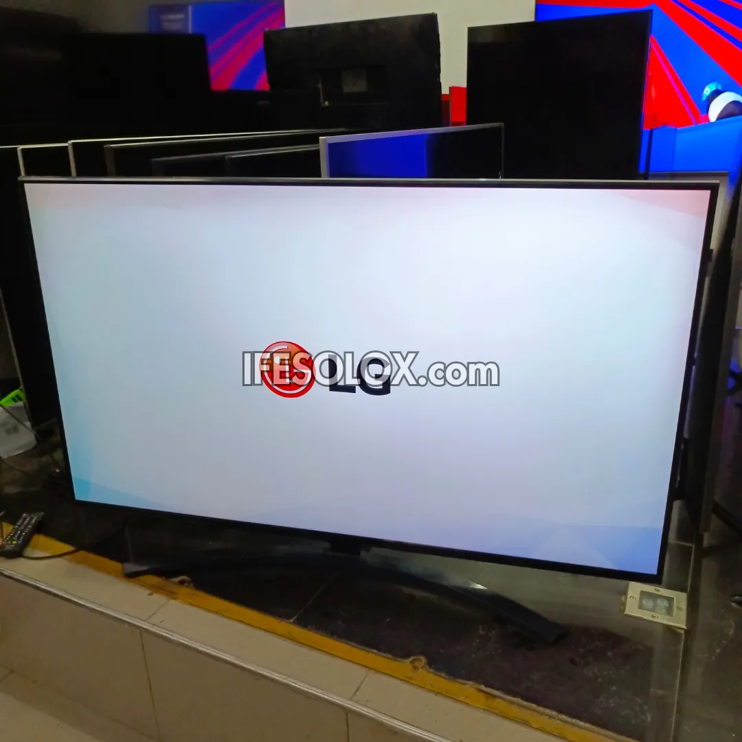 LG 50 inch 50NANO816 webOS Smart True 4K UHD HDR10 NanoCell TV (WiFi, Bluetooth, AirPlay) - Foreign Used