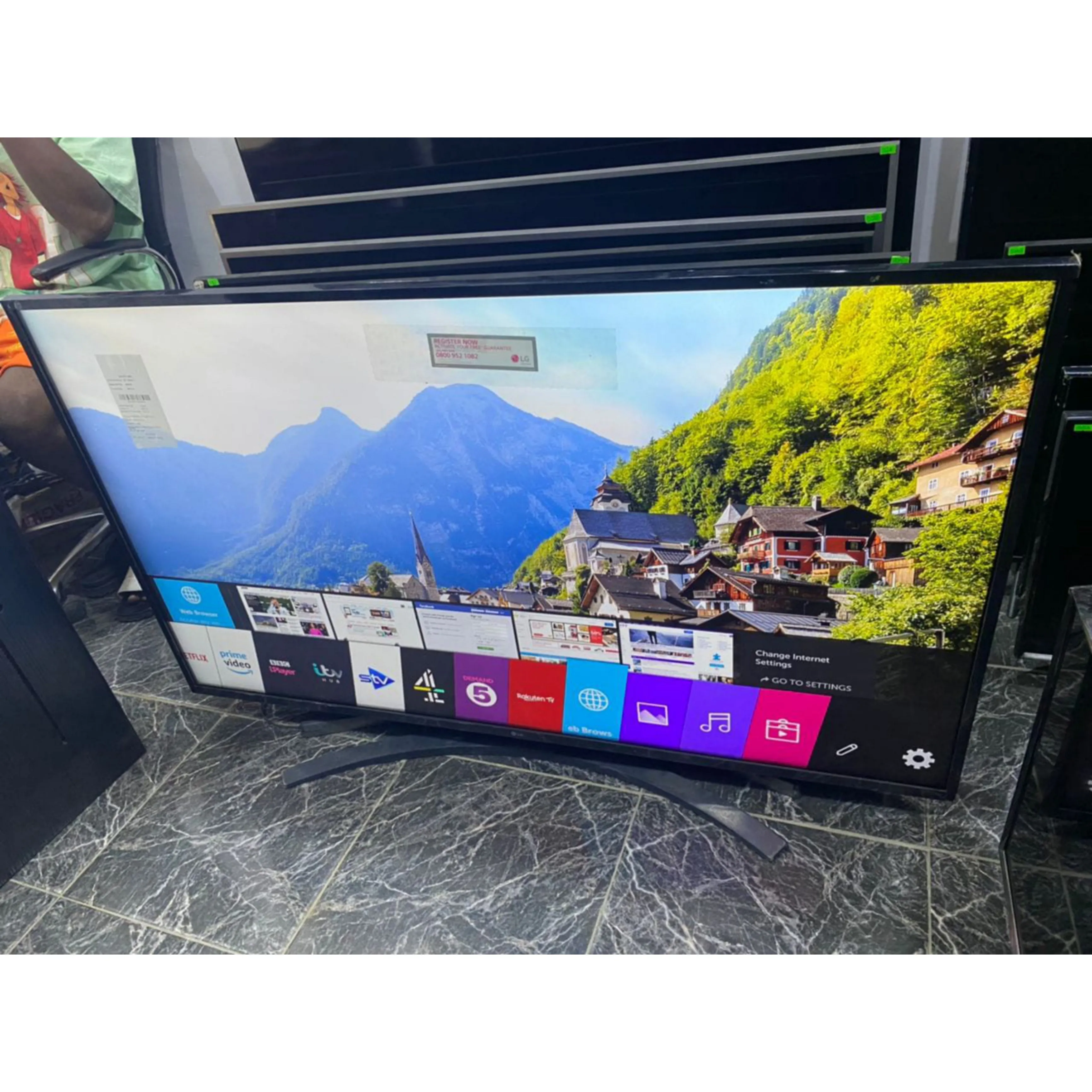 LG 55 Inch 55UK6470 Thinq AI webOS 4.5 Smart 4K UHD HDR Smart TV with Bluetooth, Miracast, AirPlay - UK Used