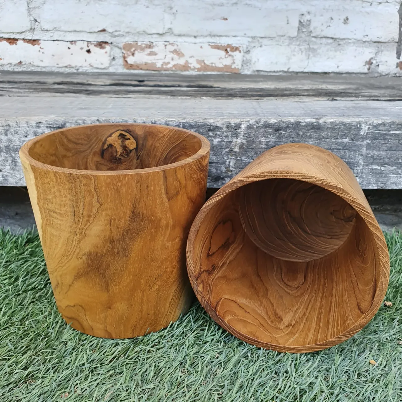 Natural Wooden Teak Pots