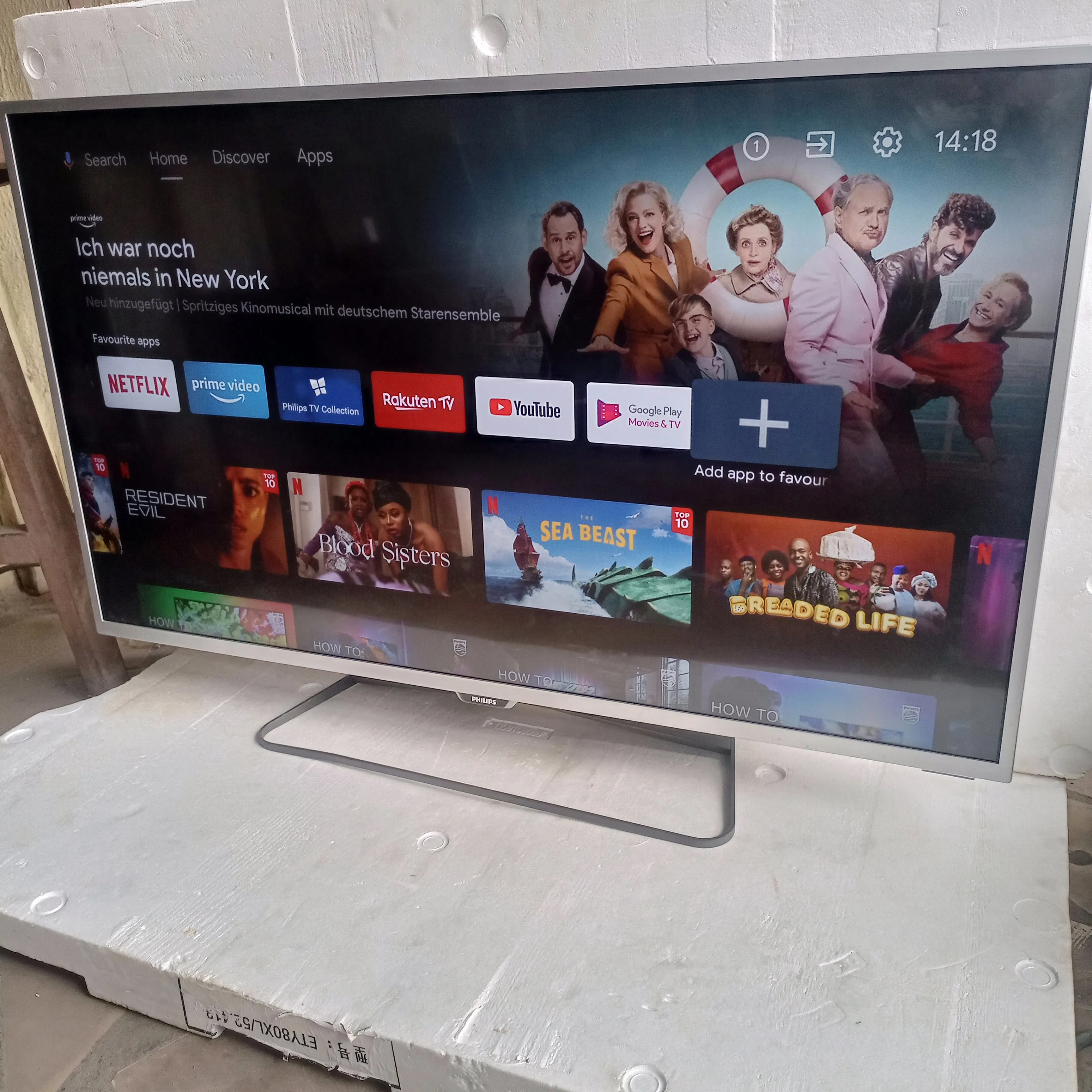 Philips 43 Inch 43PUS6551/12 6500 Series 4K UHD HDR Bluetooth LED TV powered by Android - UK Used