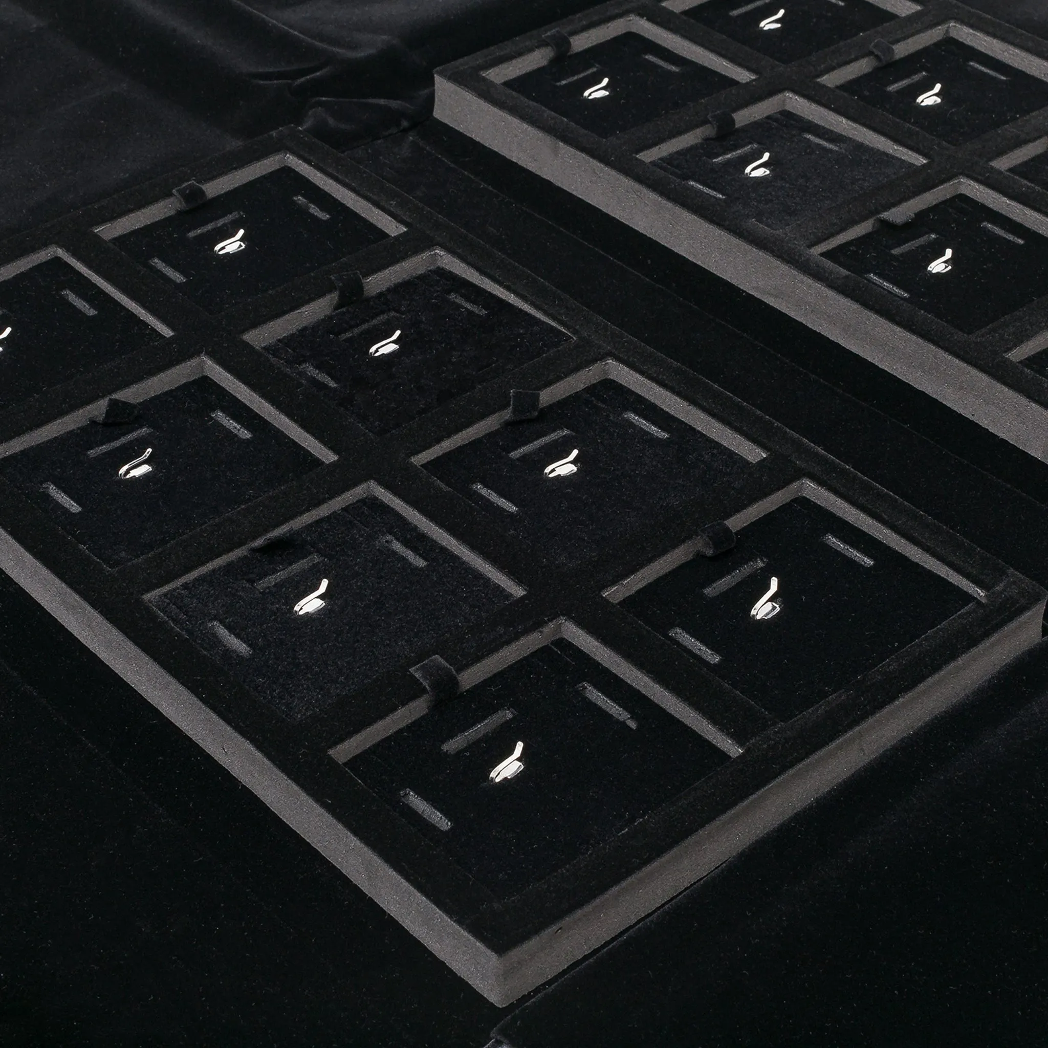 Small Set Storage Roll for 32 Sets Black
