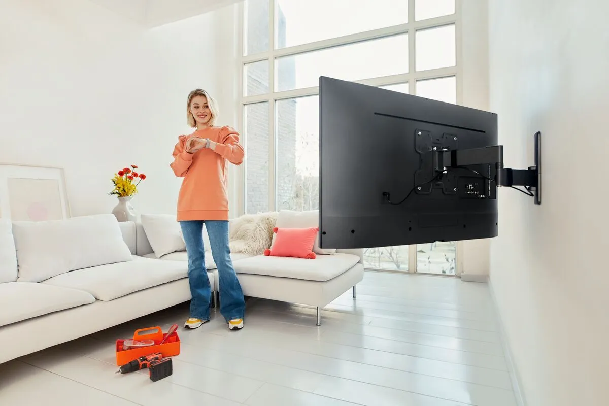 Vogels Quick TVM 1245 Full-Motion TV Wall Mount for TVs from 19 to 43 inches