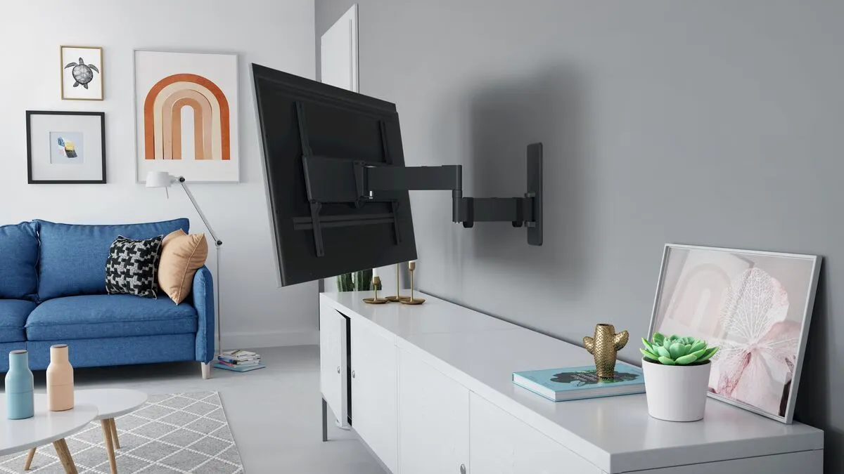 Vogels TVM 1645 Full-Motion TV Wall Mount